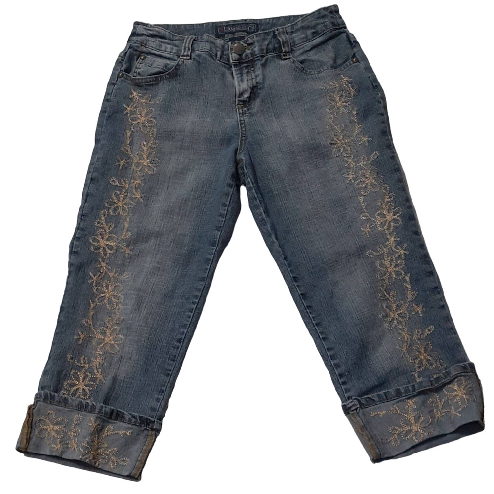 Baccini Women's 4P Embroidered Midrise Cuffed Capri Jeans